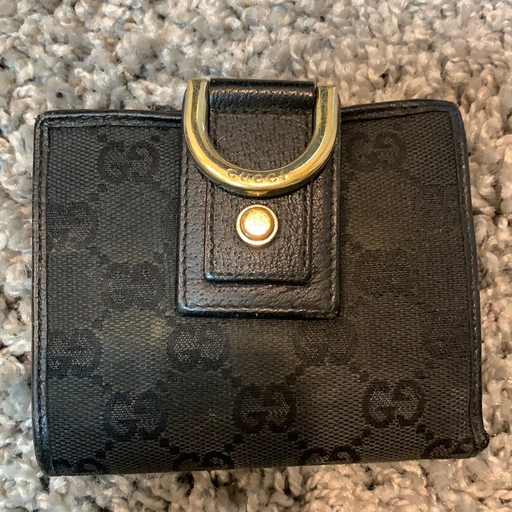 Authentic Gucci Wallet